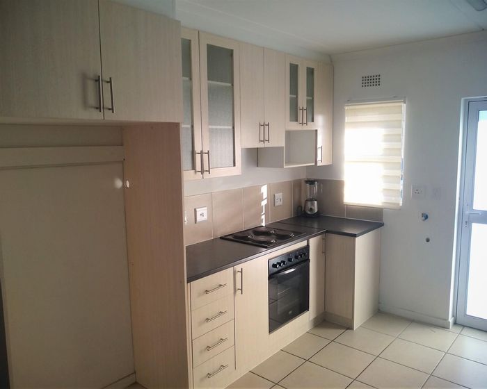 Property #CCSA-26416-1169, Duplex for sale in Bardale Village