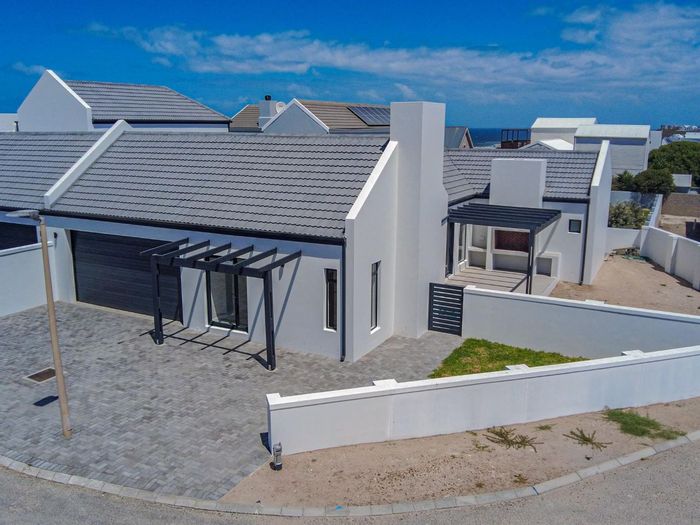 Property #CCSA-28646-1169, House for sale in Yzerfontein