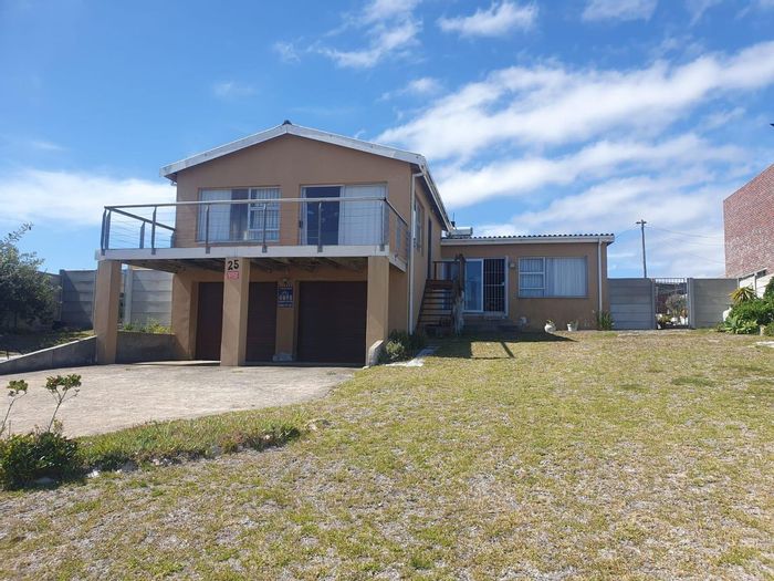 Property #CCSA-28973-1169, House for sale in Franskraal
