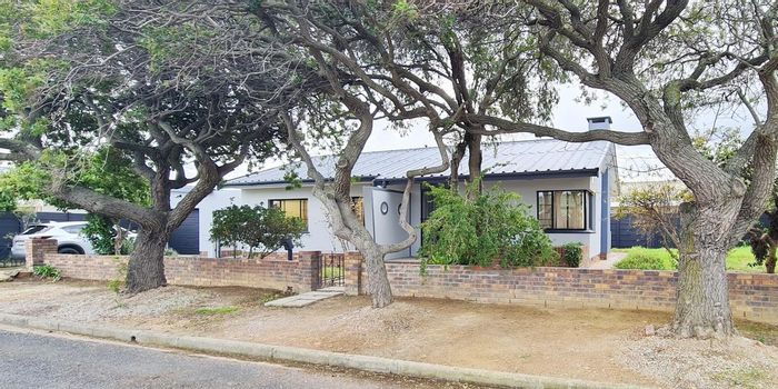 Property #CCSA-29213-1169, House rental monthly in Strand North