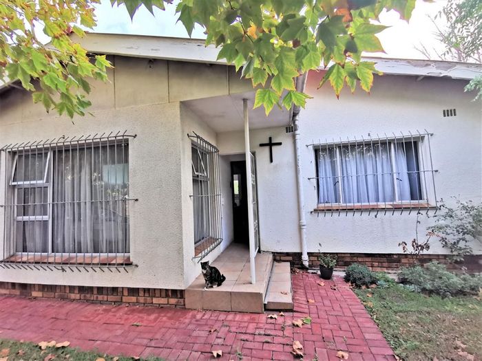 Property #CCSA-29230-1169, House rental monthly in Strand North