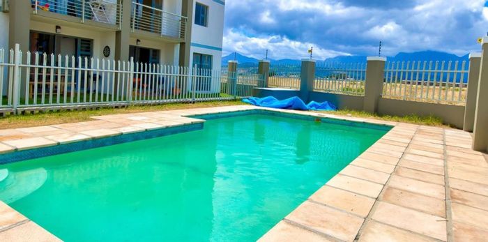 Property #CCSA-29342-1169, Apartment for sale in Gordons Bay Central