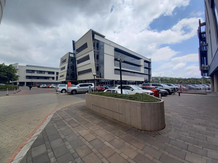 Property #A00000980, Office rental monthly in Menlyn