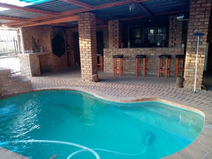 Property #ENT0162631, House for sale in Rand Collieries