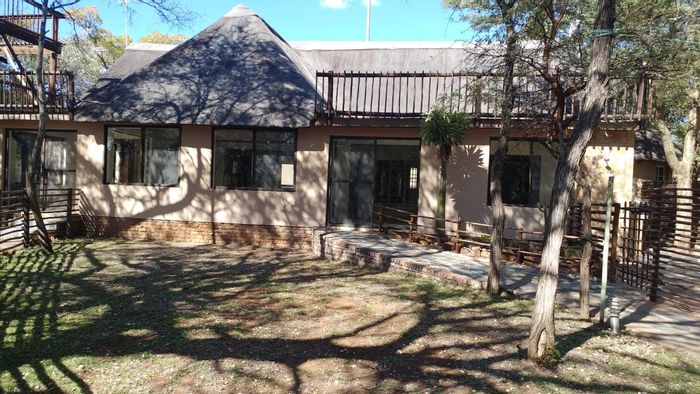 Property #ENT0167411, Farm for sale in Rooiberg