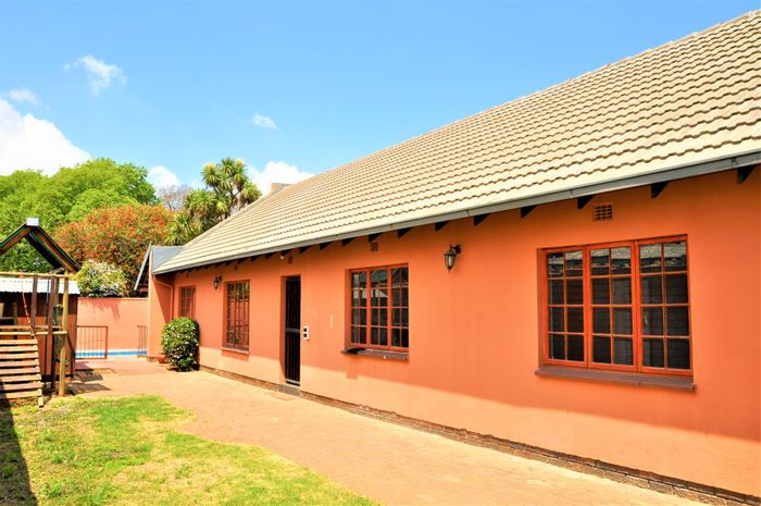 Property #ENT0177268, House for sale in Westdene