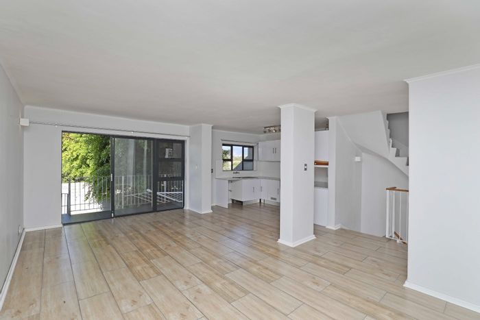 Property #ENT0189861, Townhouse sold in Wynberg Upper