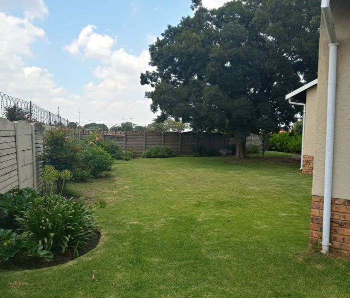Property #ENT0199783, House for sale in Dalpark