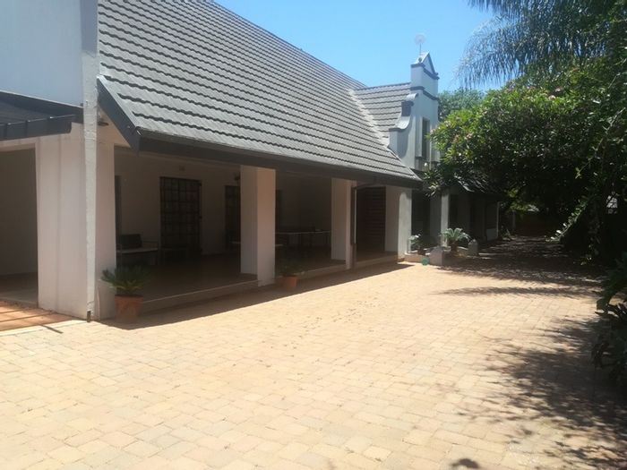 Property #ENT0121287, House for sale in Chroompark