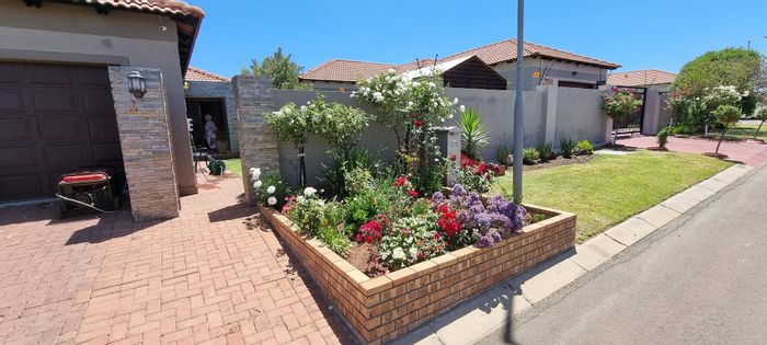Property #ENT0241441, House for sale in Secunda