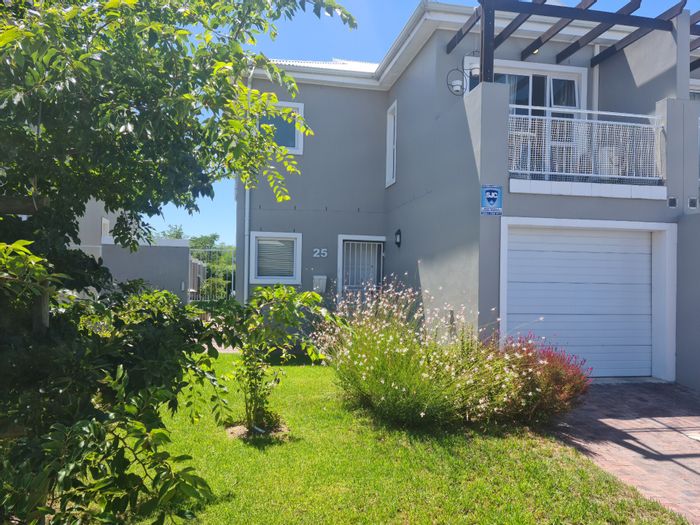 Property #ENT0241899, Townhouse for sale in Brackenfell South