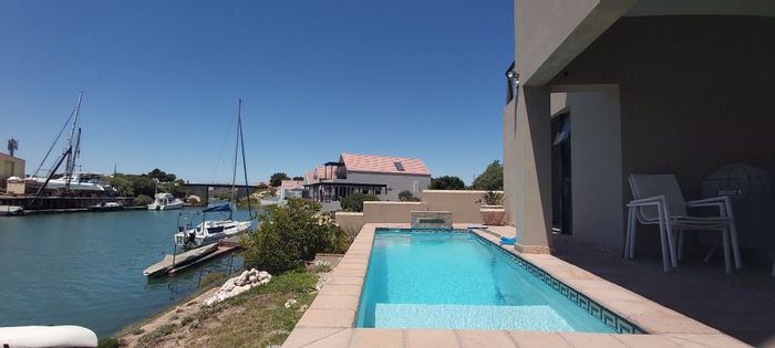 Property #ENT0242258, House for sale in Port Owen