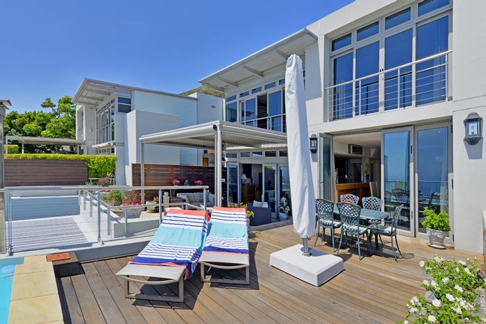Property #ENT0242598, Apartment for sale in Sea Point