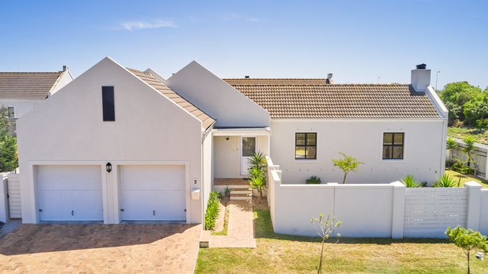 Property #ENT0242696, House sold in Cape Town
