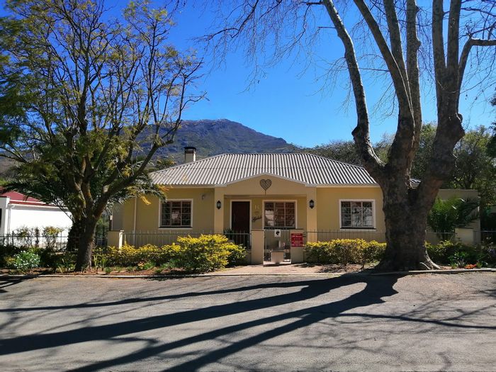 Property #ENT0242733, House for sale in Villiersdorp