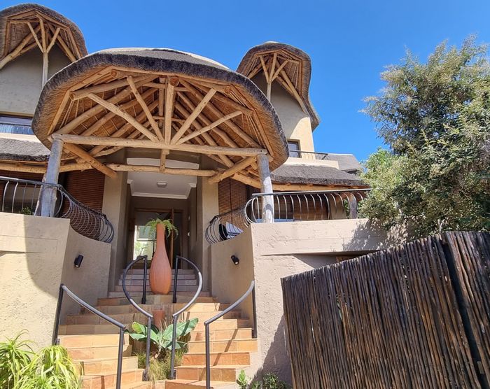 Property #ENT0245154, House for sale in Wilderness Central