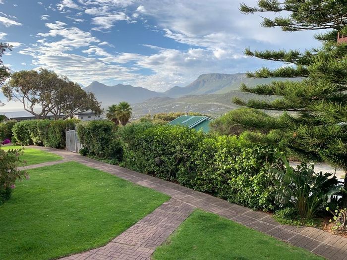 Property #ENT0245204, Apartment for sale in Fish Hoek
