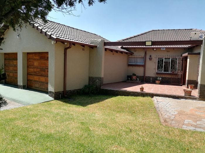 Property #ENT0245538, House for sale in Hurlyvale