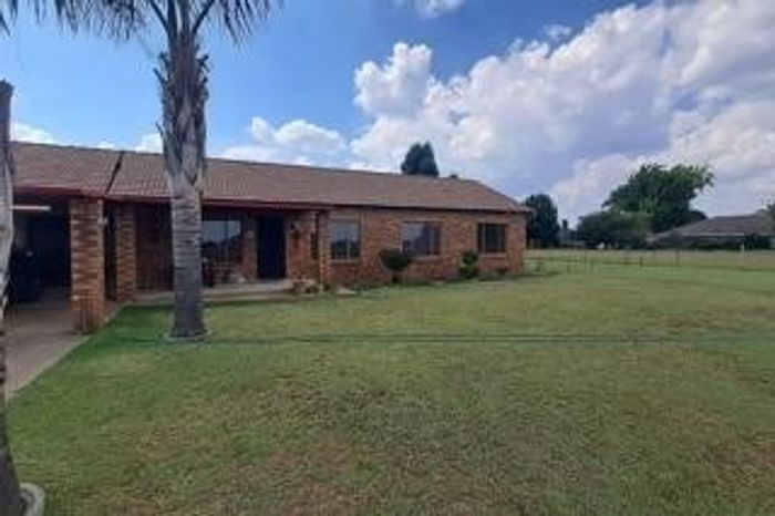 Property #ENT0245835, Vacant Land Agricultural for sale in Randfontein Rural
