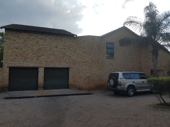 Property #ENT0245998, Townhouse sold in Honeydew Ridge
