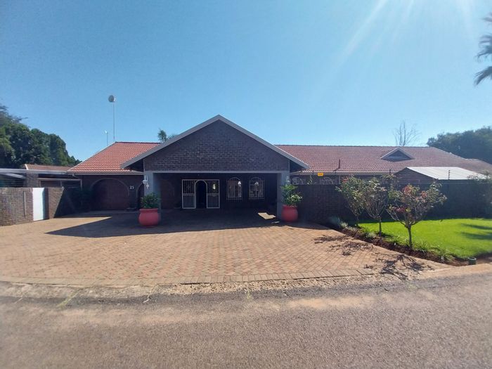 Property #ENT0246014, House for sale in Delmas West