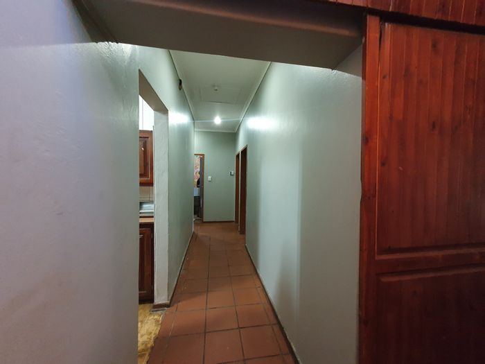 Property #ENT0246136, House for sale in Booysens