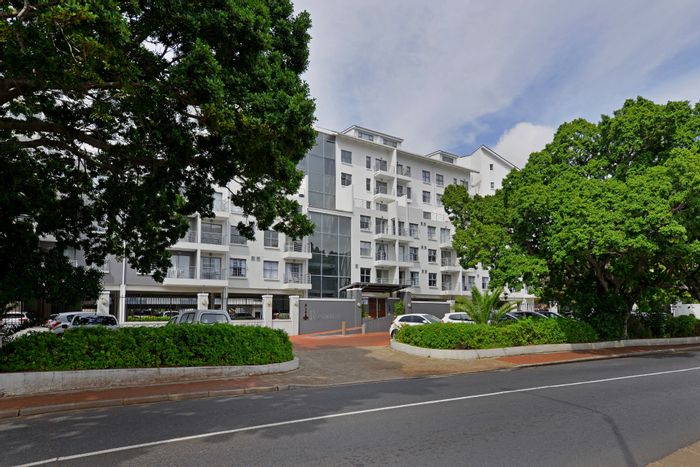 Property #ENT0246298, Apartment for sale in Rondebosch