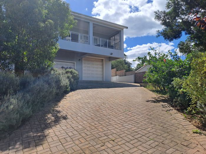 Property #ENT0246319, House for sale in Heidelberg Central