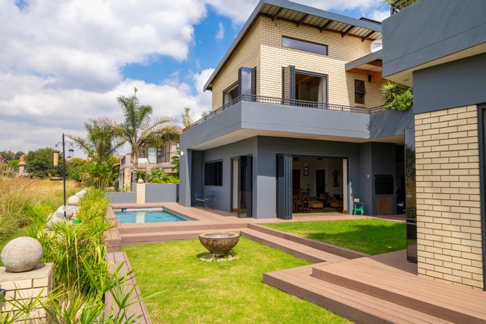 Property #ENT0246676, House for sale in Ebotse Golf Estate