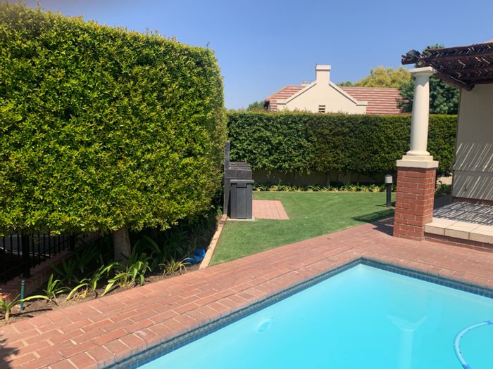 Property #ENT0246944, Townhouse for sale in Lonehill