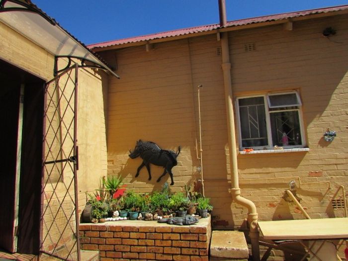 Property #ENT0247283, House for sale in Brakpan Central