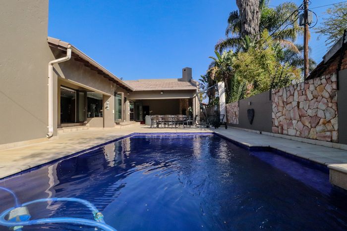 Property #ENT0247348, House for sale in Marais Steyn Park