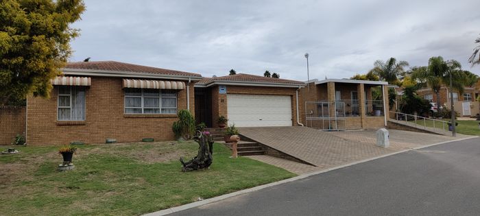 Property #ENT0247716, House rental monthly in Vredekloof Heights