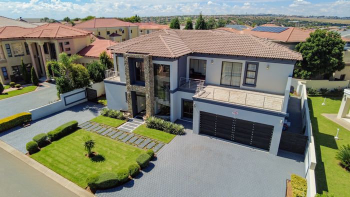 Property #ENT0247731, House for sale in Blue Valley Golf Estate