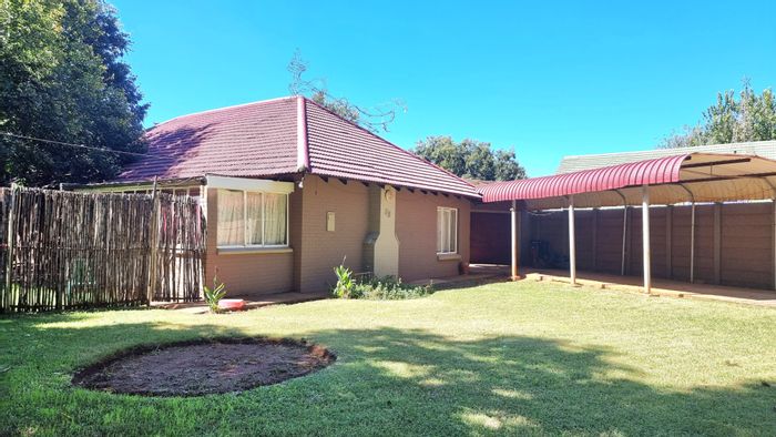 Property #ENT0248097, House for sale in Stilfontein Ext 3