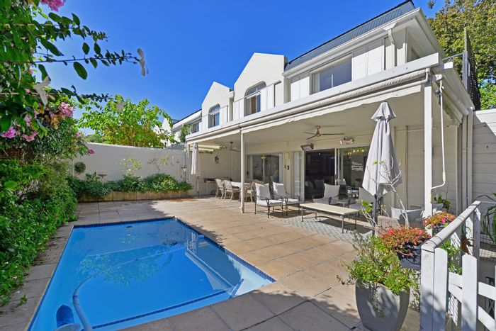 Property #ENT0248264, Townhouse for sale in Newlands