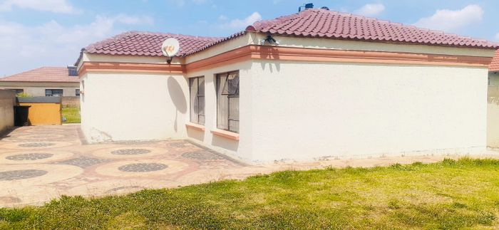 Property #ENT0248201, House for sale in Kwa Thema