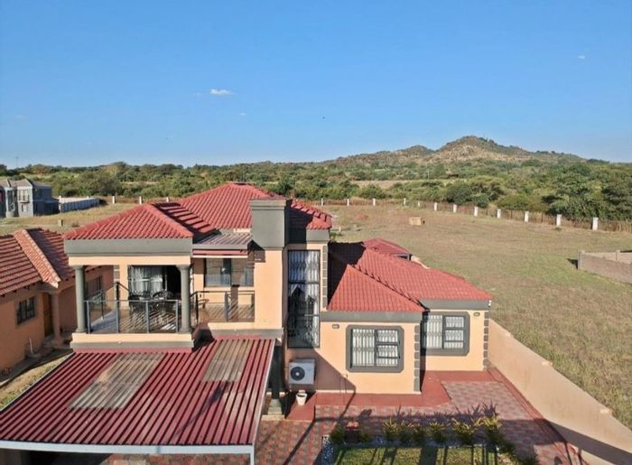 Property #ENT0248388, House for sale in Brits Central