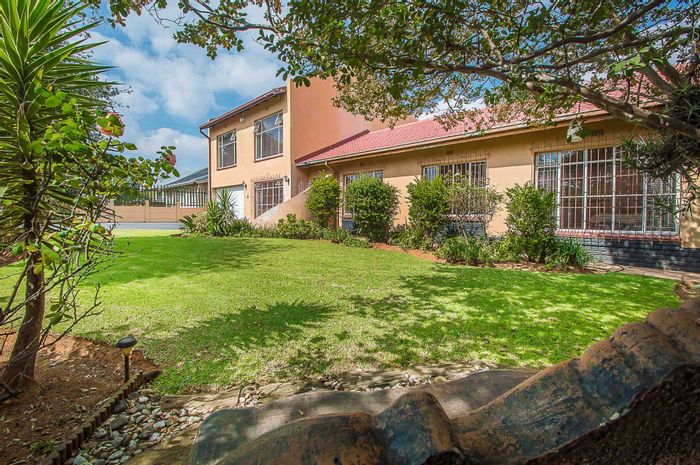 Property #ENT0248525, House for sale in Witpoortjie