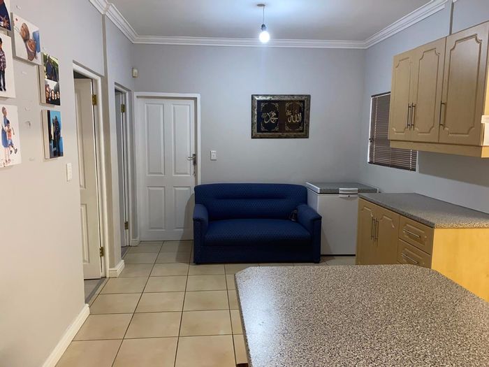 Property #ENT0249290, House rental monthly in Bo Kaap