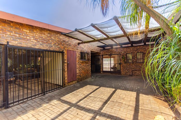 Property #ENT0249609, House for sale in Murrayfield