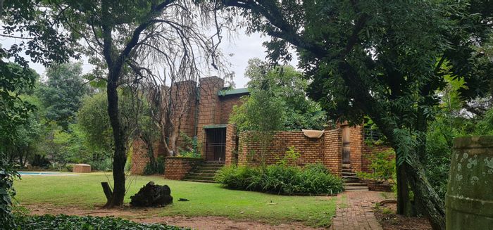 Property #ENT0249783, Small Holding for sale in Olympus Ah