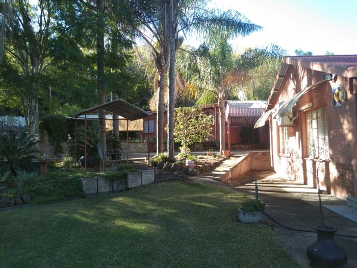 Property #ENT0249816, House for sale in Ladysmith Central