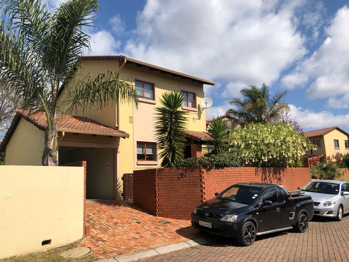 Property #ENT0250367, Townhouse rental monthly in Ruimsig