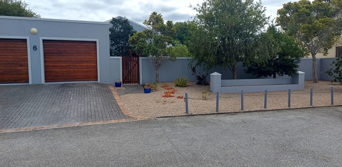 Property #ENT0250488, House for sale in Kraaibosch Country Estate