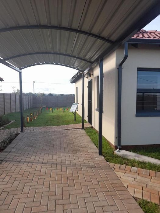 Property #ENT0250400, House for sale in Protea Glen