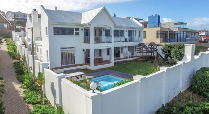 Property #ENT0250744, House for sale in Mossel Bay