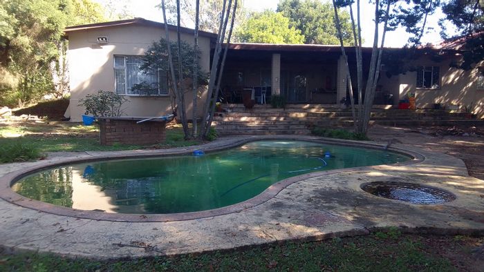 Property #ENT0250774, Farm for sale in Renosterkop