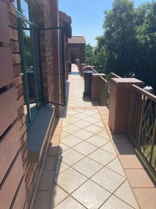Property #ENT0250791, Apartment for sale in Mooikloof Ridge