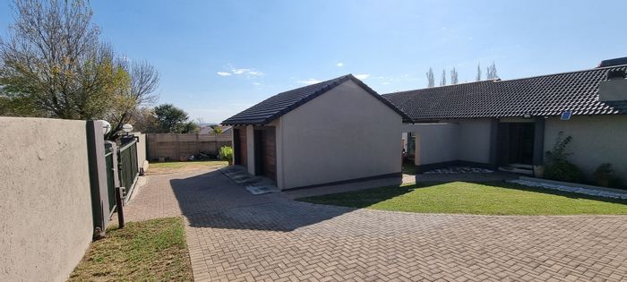 Property #ENT0250906, House for sale in Secunda